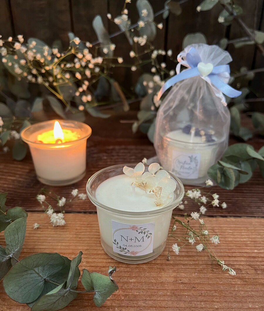 Segnaposto in cera di soia “Bloom” – candela botanica matrimonio